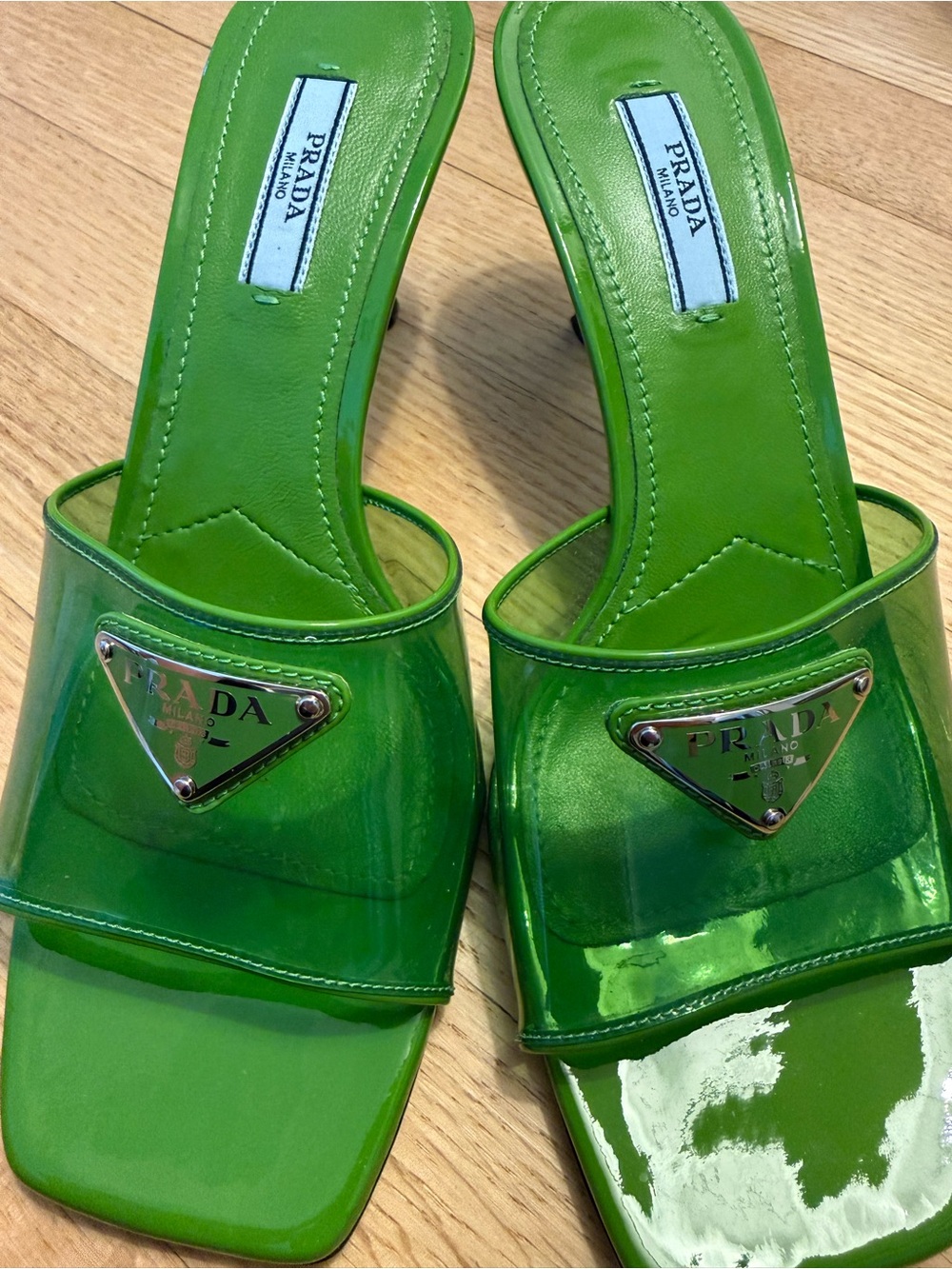 Prada Neon Green Patent PVC Triangle Logo Slides Size 37.5 Fits US 7.5 w/ Box - Picture 8 of 10